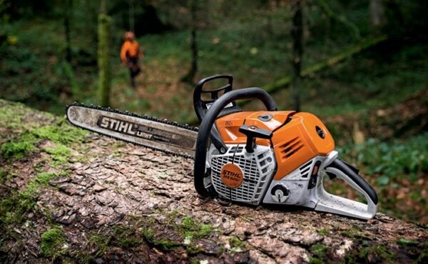 STIHL MS 500i Professional Chainsaw - Image 5